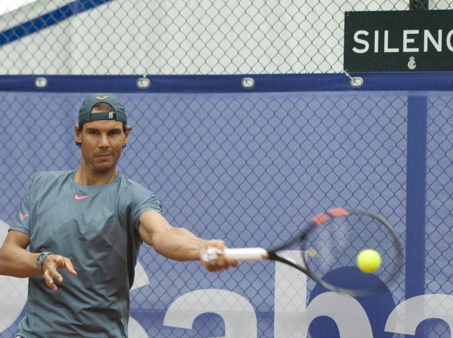 PHOTOS: Rafael Nadal’s first practice in Barcelona - Rafael Nadal Fans